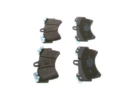 BOSCH Brake Pad Set, disc brake (0986424739)