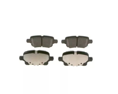 BOSCH Brake Pad Set, disc brake (0986424870)