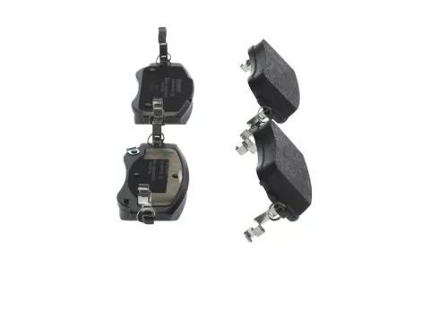 BOSCH Brake Pad Set, disc brake (0986460015)