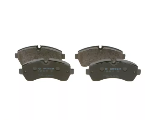 BOSCH Brake Pad Set, disc brake (0986495107)